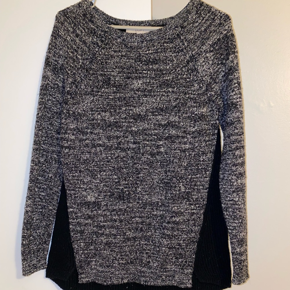 Black and White Marled Sweater with Black Ribbed Back